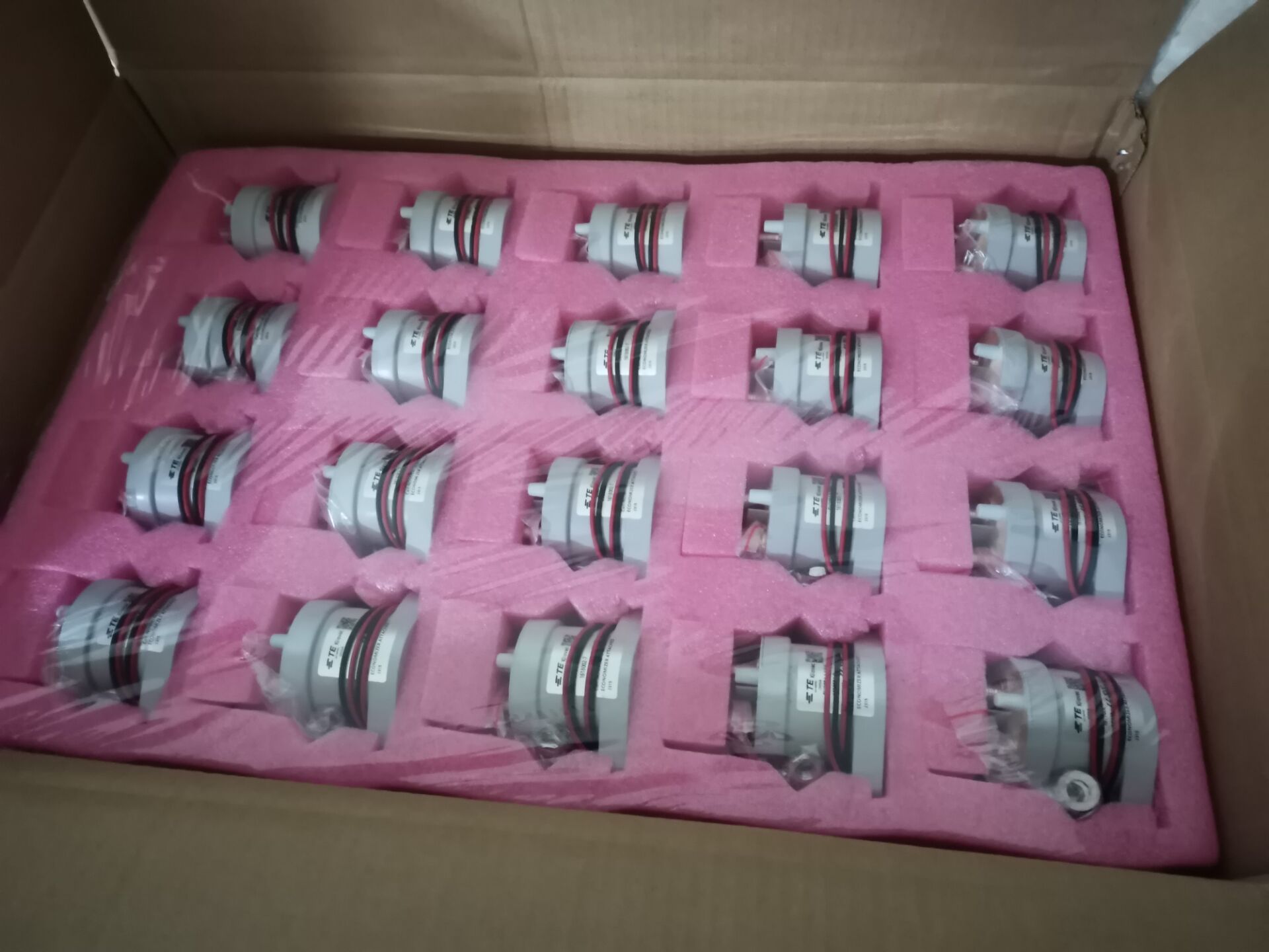 EV200AAANA    Tyco relay